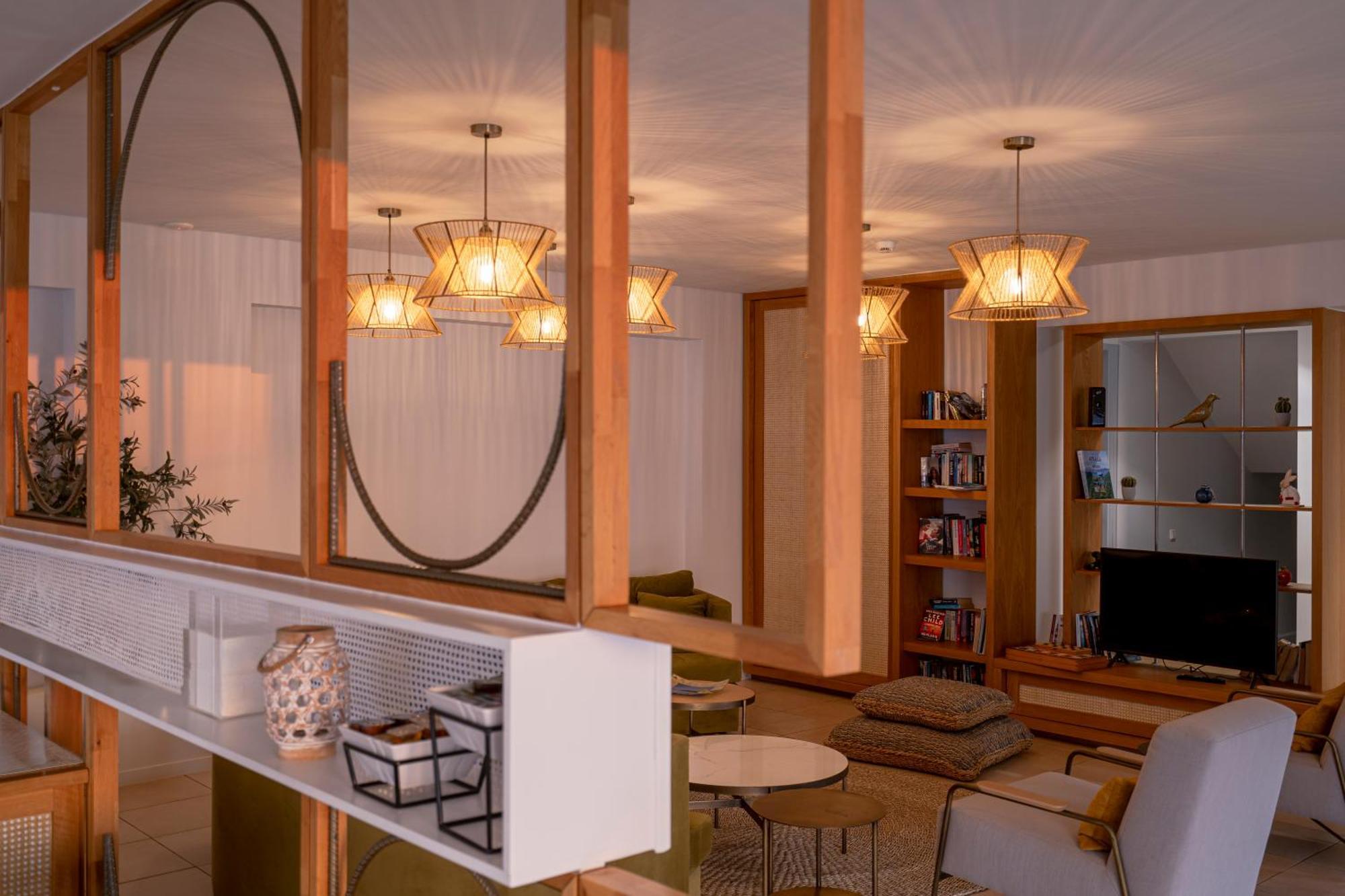 Arkadia Hotel Kypseli ภายนอก รูปภาพ